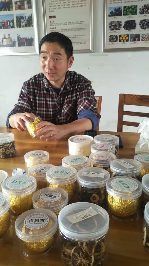 省派科技特派员湖南农大副教授彭淼在汉寿湘枳壳中药材健康产业基地调